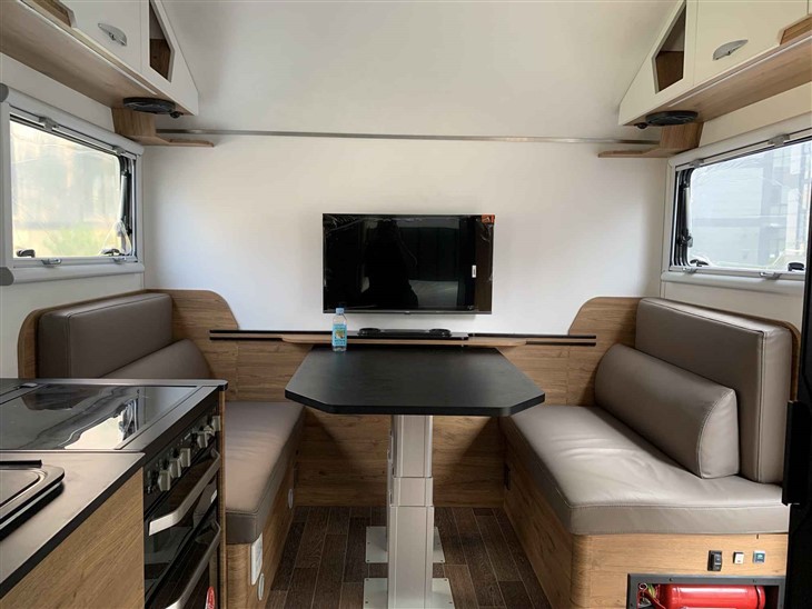 15ft Camper Trailer